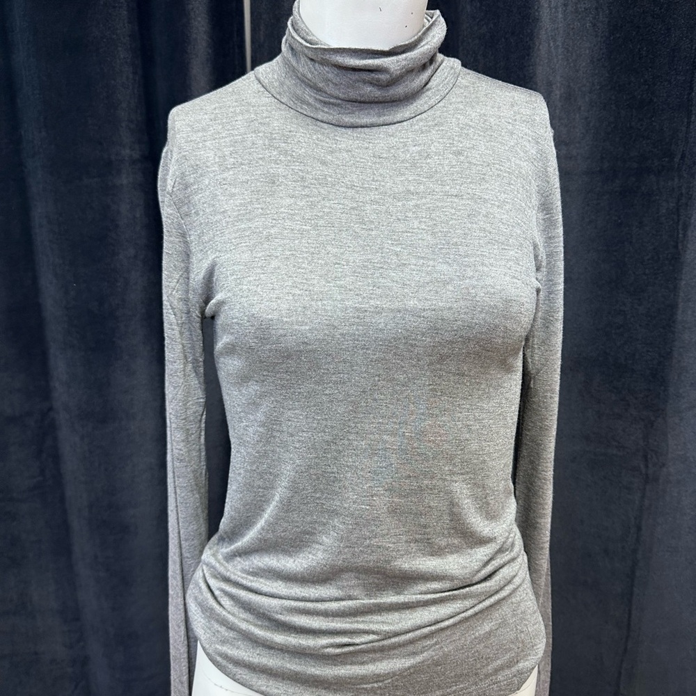 Heather Gray Turtleneck Long Sleeve Basic Layering Top